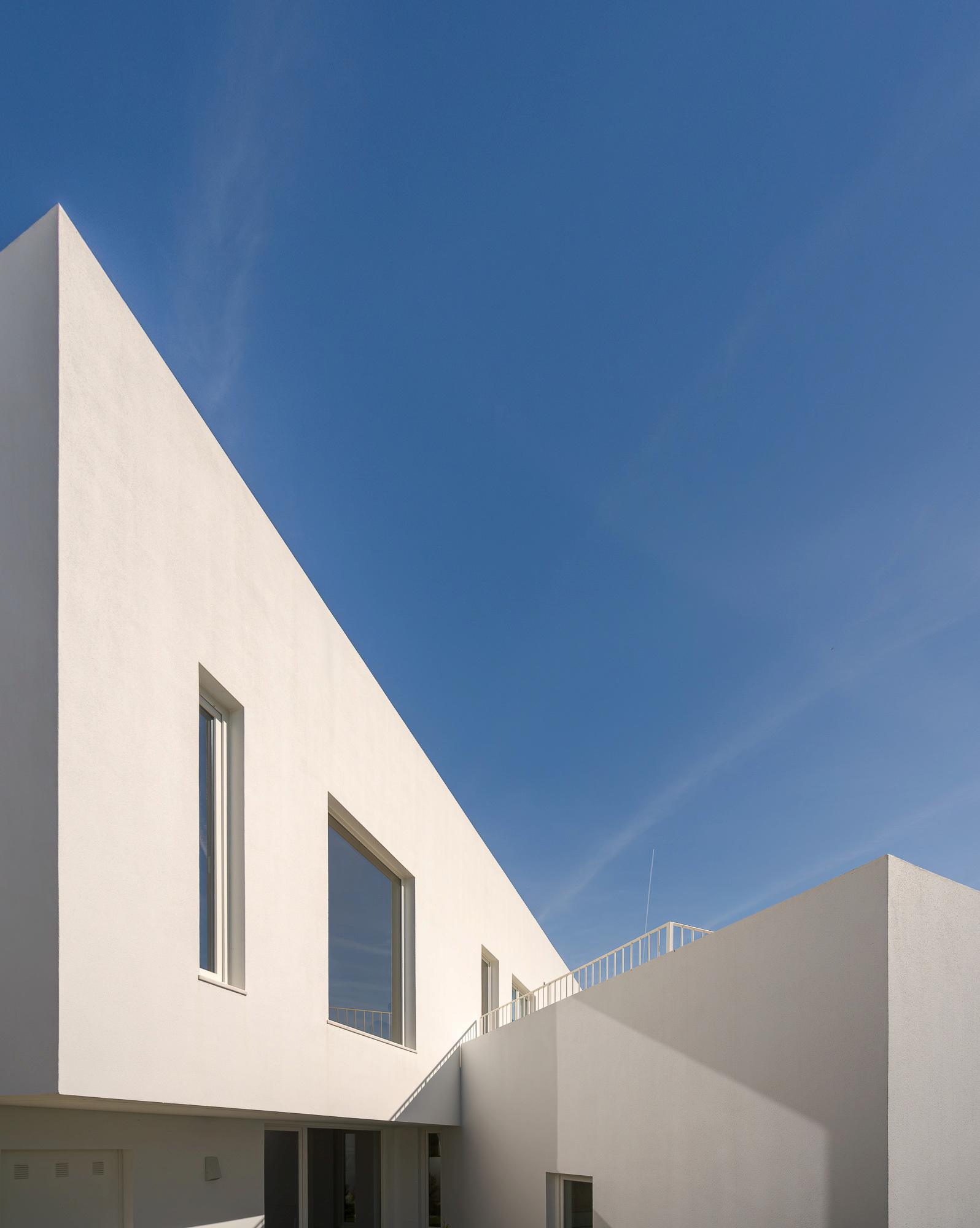 casa-mogos12-exterior-07